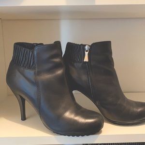 Max studio black booties